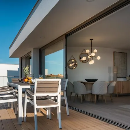 Bright & Stylish First Floor - 16l * Lourinhã