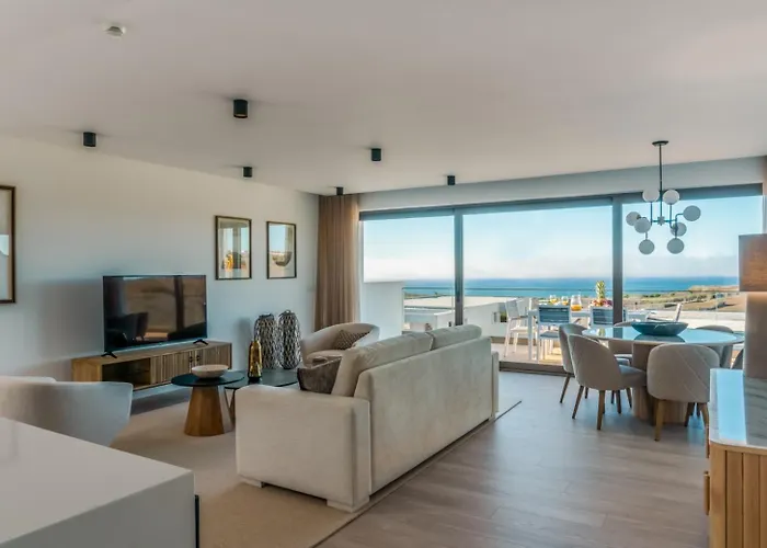 Bright & Stylish First Floor - 16l Lejlighed